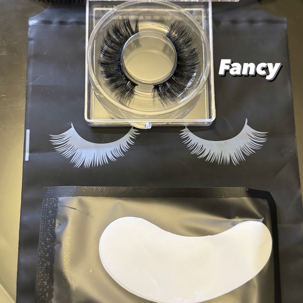 Lashes
